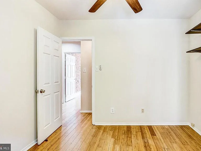 4447 Baker St — Photo 18