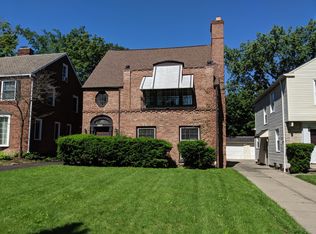 3686 Daleford Rd, Shaker Heights, OH 44120