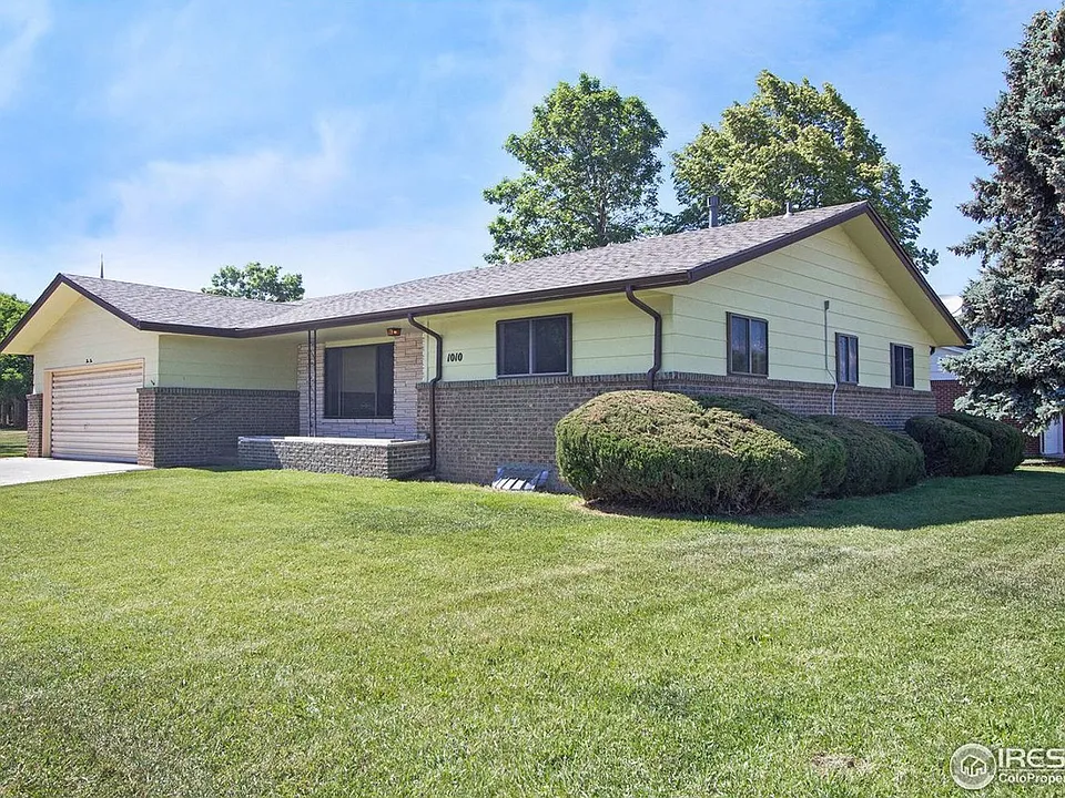 1010 Walnut St