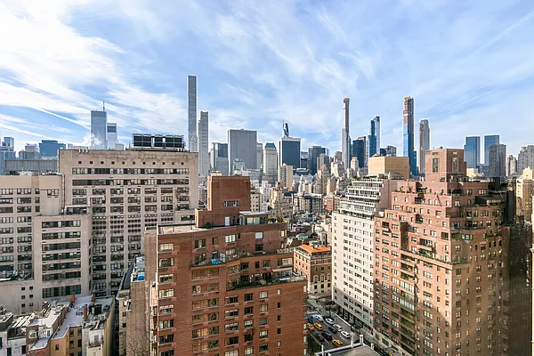 Sold by Compass | media 21