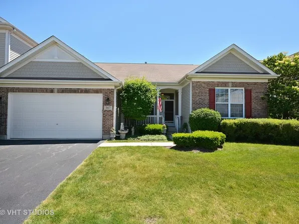 367 Mayborne Ln, Geneva, IL 60134
