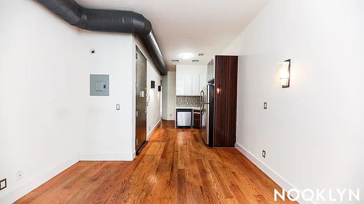Rented by Nooklyn NYC LLC | media 1