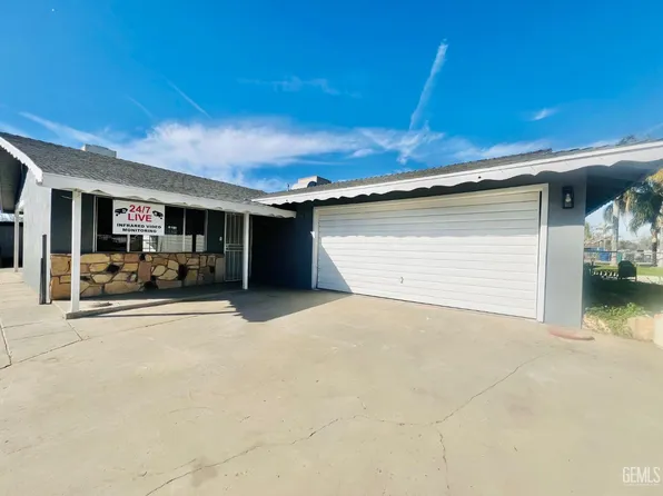 10800 Waco Ave, Lamont, CA 93241