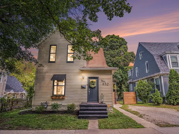 832 Clancy Ave NE, Grand Rapids, MI 49503