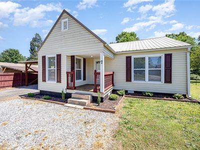 7 Forest Hill Rd, Lexington, NC, 27295