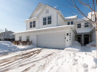 2926 Falling Waters Dr, Lindenhurst, IL 60046