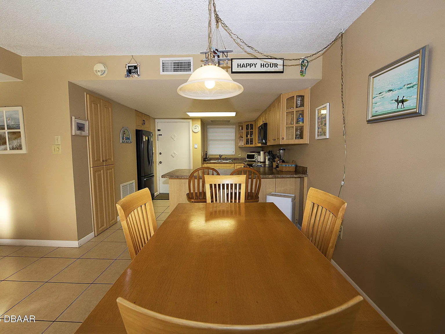 2 bed, 2.0 bath, 1080 sqft, $4,125 — Photo 3
