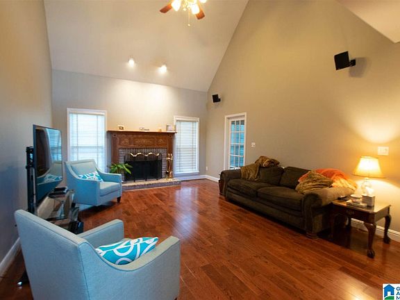 5th image of 6058 Lakeside Dr