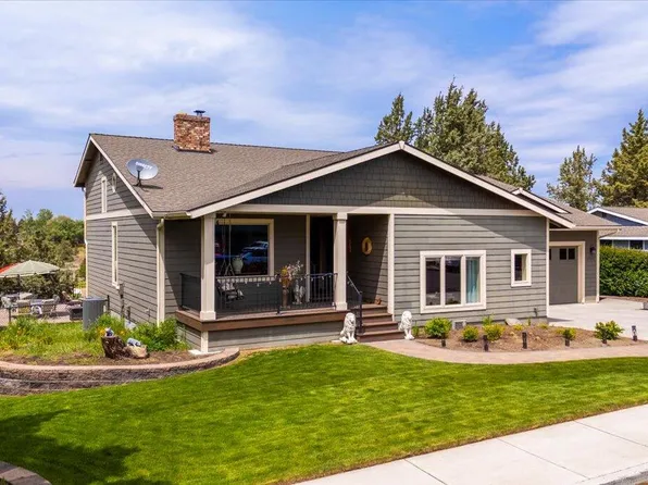 1725 SW Parkway Dr, Redmond, OR 97756