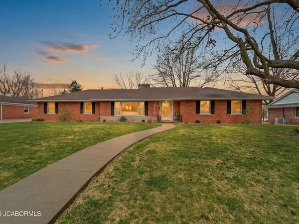 1308 Dixon Dr, Jefferson City, MO 65101