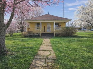 300 E Clouse St, Mountain Grove, MO 65711