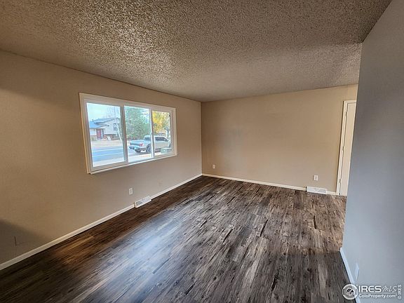 4th image of 176 43rd Ave Ct