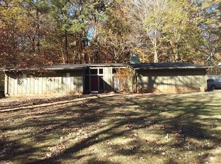 1735 Canberra Dr, Stone Mountain, GA 30088