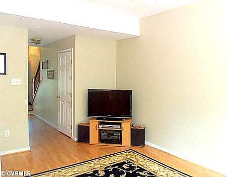 3rd image of 2861 Queensland Dr #2861