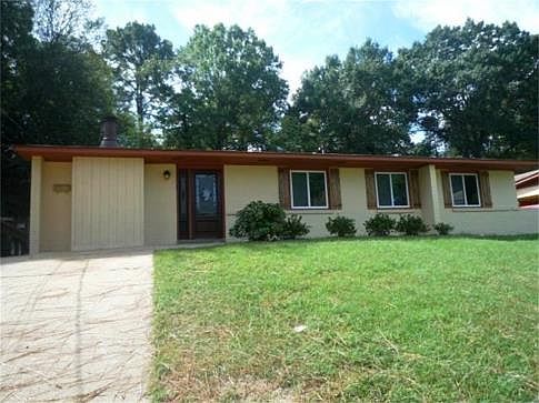 1st image of 3526 Willow Lane Dr