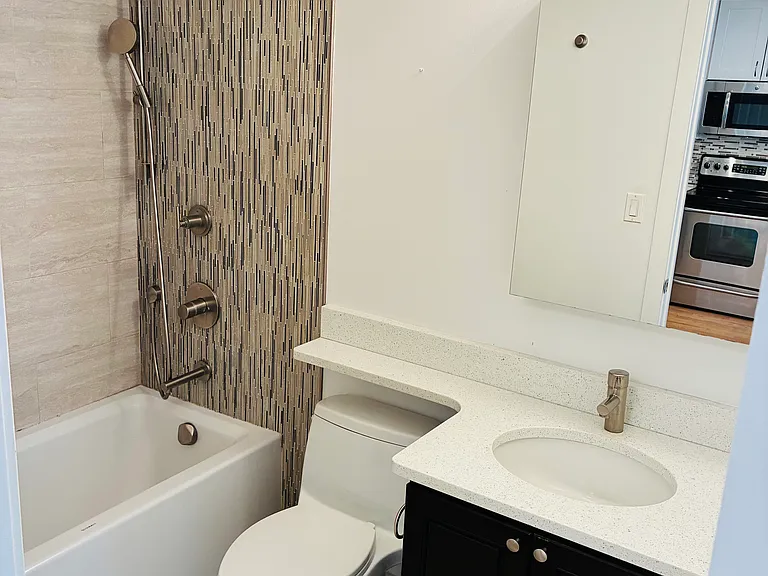 1313 N Ritchie Ct #603 — Photo 4