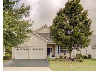 15 Stanford Rd E, Pennington, NJ 08534