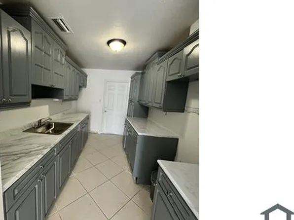 18705 NW 45th Ave, Miami Gardens, FL 33055
