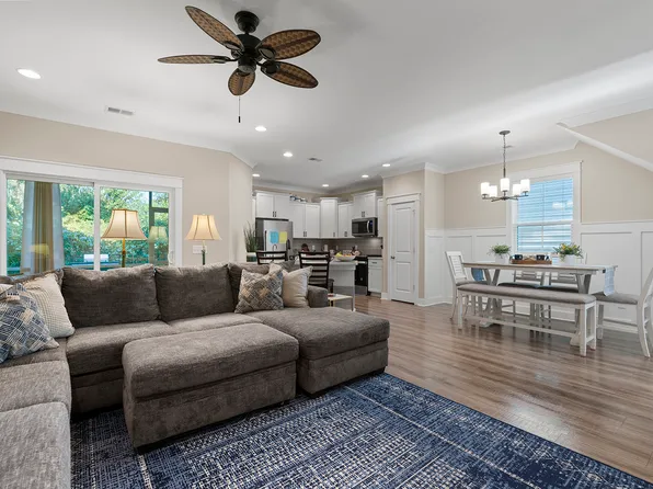 24 Pink Sand Ln, Hilton Head Island, SC 29928