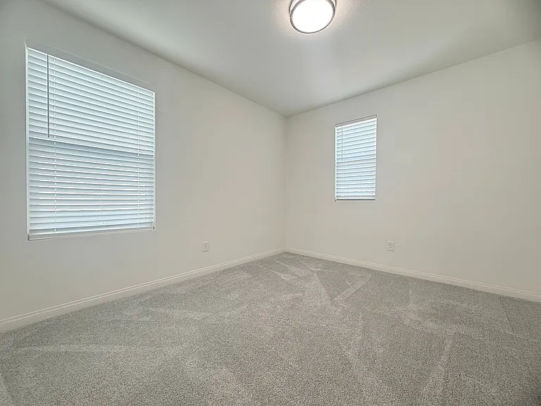 7659 W Mistral Ave — Photo 20