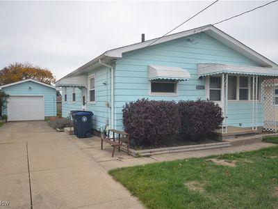 636 Woodstock Rd, Akron, OH, 44312