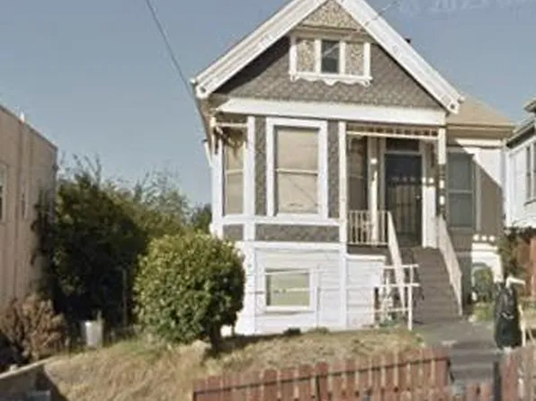2134 E 21st St, Oakland, CA 94606