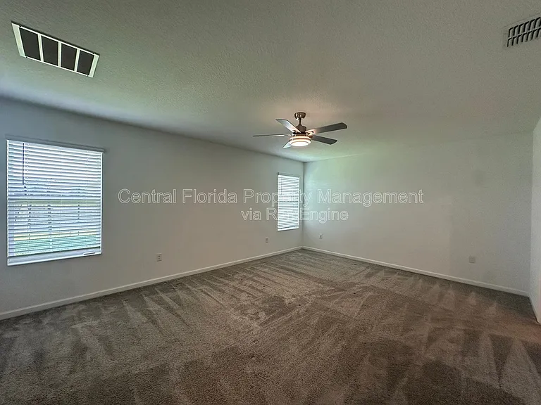 373 Pineywoods St — Photo 12