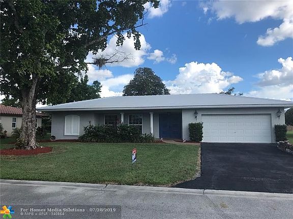 2nd image of 10610 NW 41st St