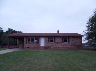 127 Mullinax Dr, Grover, NC 28073