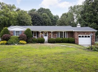 61 Henry Dr, Elma, NY 14059