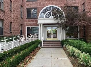 2171 Bragg St APT 3D, Brooklyn, NY 11229
