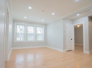 5659 N Rockwell St #1, Chicago, IL 60659