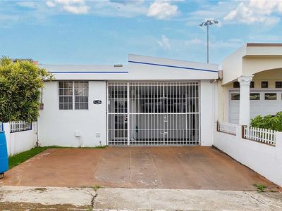 C6 Calle 5, Vega Baja, PR, 00693