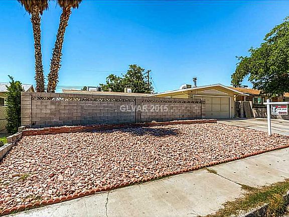 2nd image of 6433 Aberdeen Ln