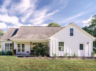 25 Shady Grove Ln, Blue Ridge, GA 30513