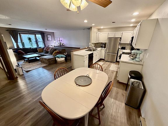 3rd image of 3148 WOOD ROAD #14