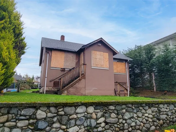 3769 7th Ave, Pt Alberni, BC V9Y 4N9