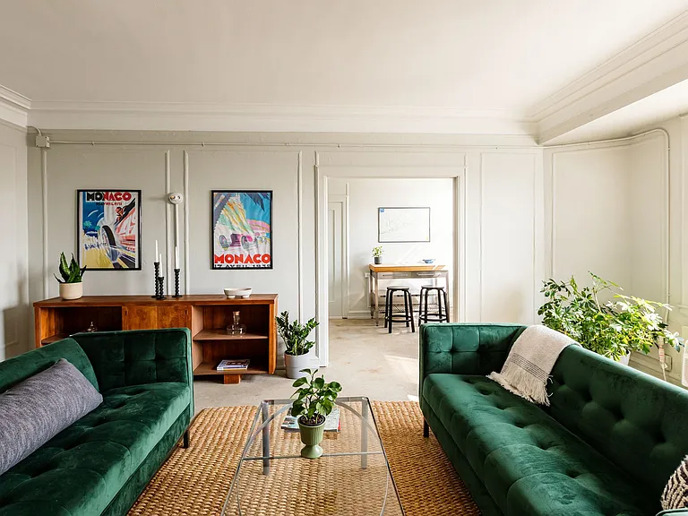 The Belcrest — Photo 92