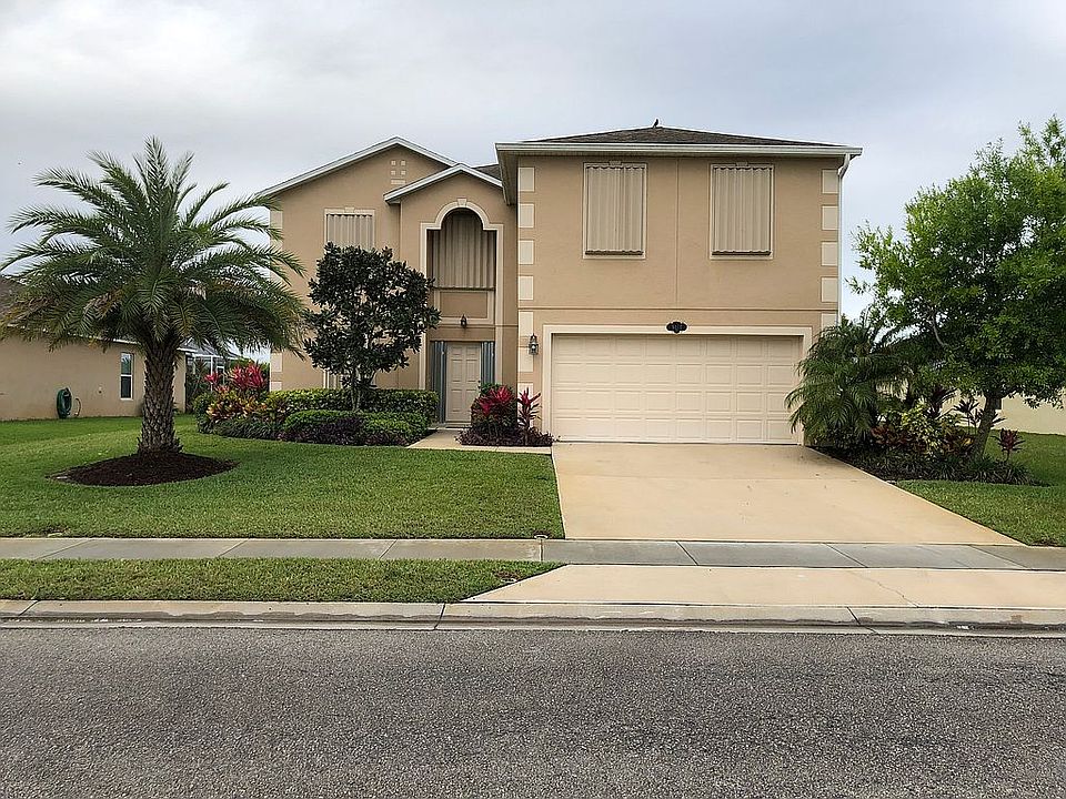 2nd image of 6010 Ridge Lake Cir