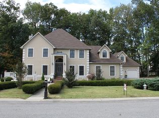 1552 Spring Creek Dr, Murray, KY 42071