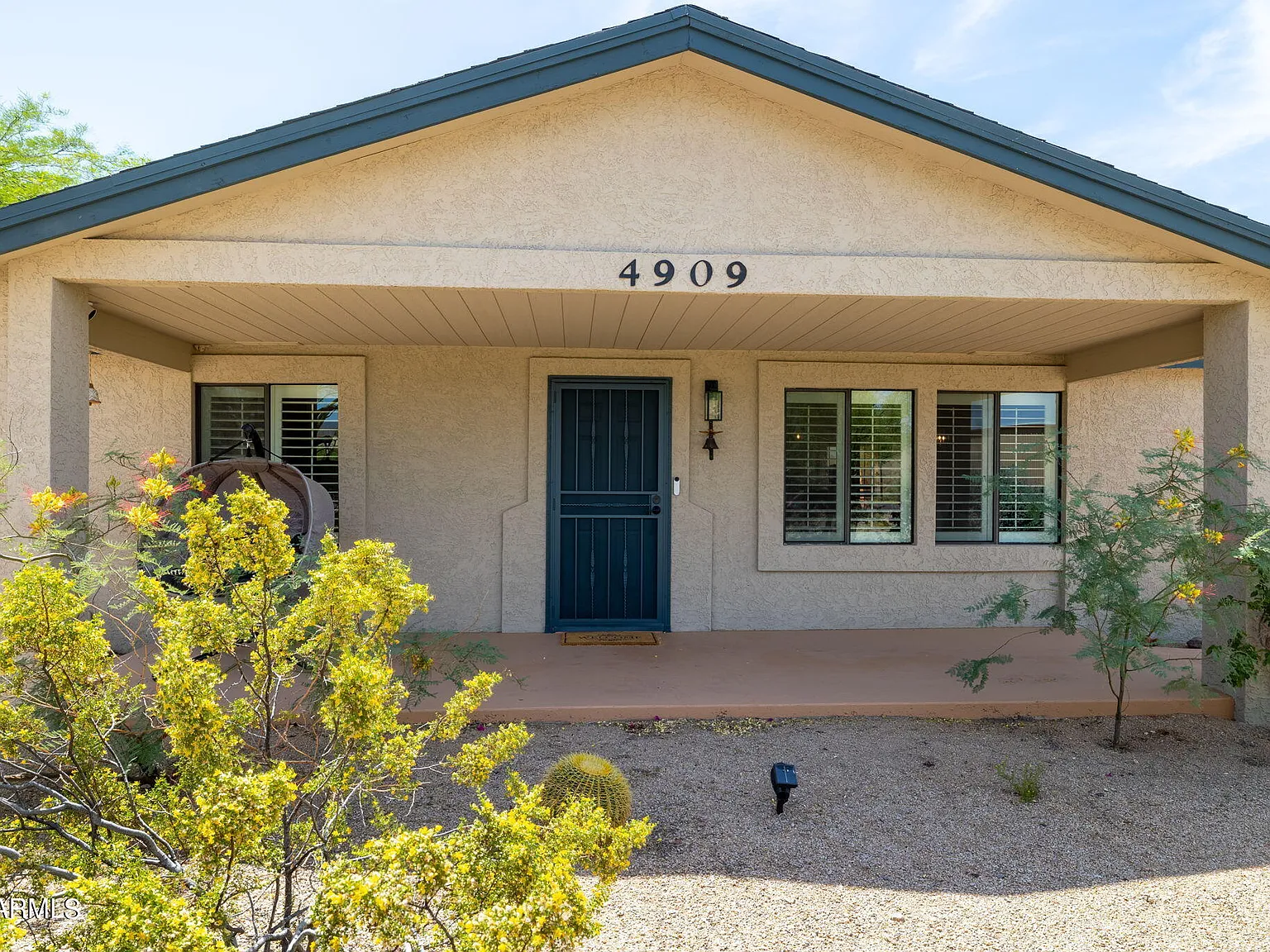 3 bed, 2.0 bath, 1829 sqft, $6,500 — Photo 4