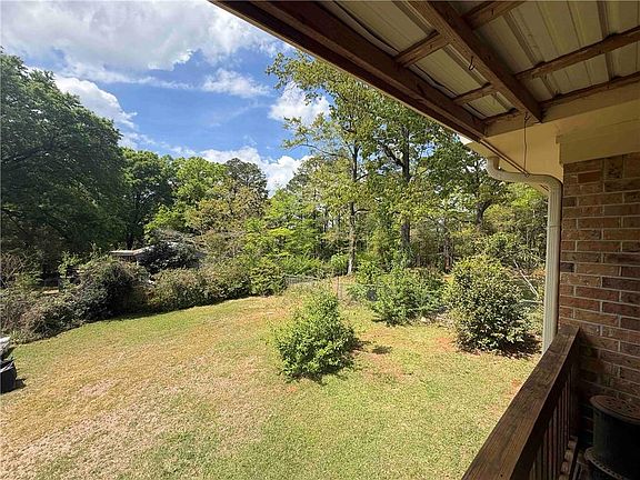 3rd image of 513 Club Wiley Rd