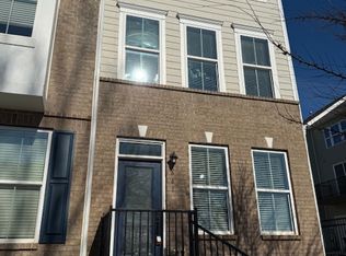 661 Scholtz Rd, Charlotte, NC 28217