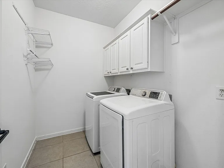 12507 Aliso Bend Ln — Photo 23