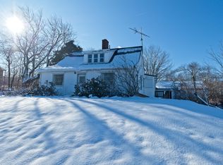 289 Beech Hill Rd, Rockport, ME 04856