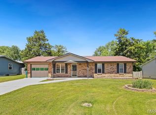 121 Mervin St, Sullivan, MO 63080