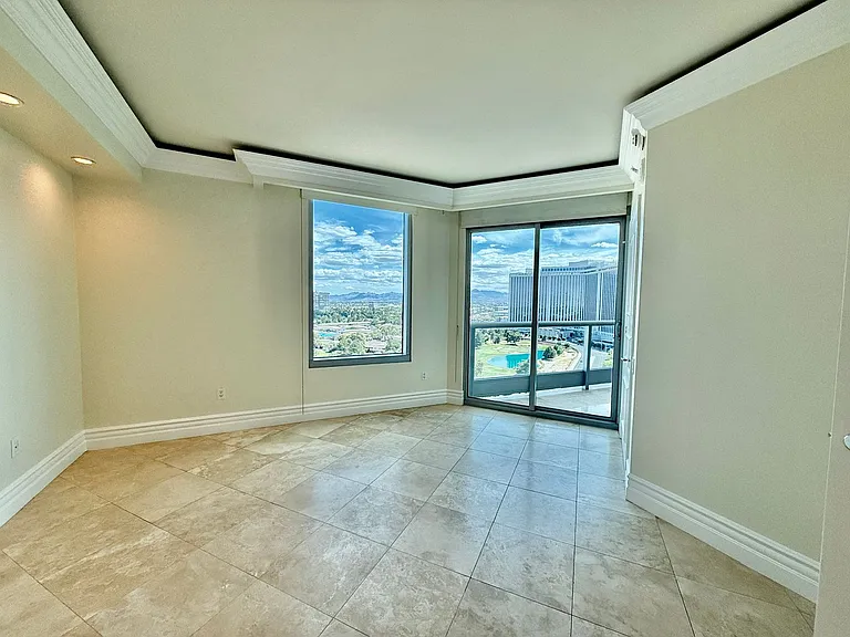 322 Karen Ave #1705 — Photo 12