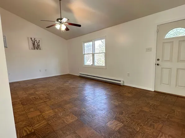 2412 Winding Way, Tobyhanna, PA 18466