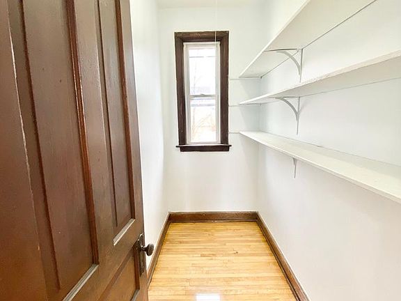 4th image of 2421 S Drake Ave #3R