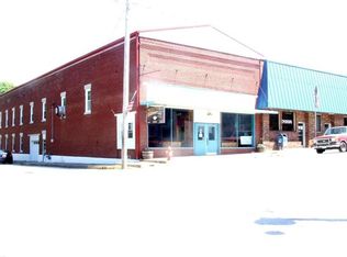 101 E Market St, Diamond, MO 64840